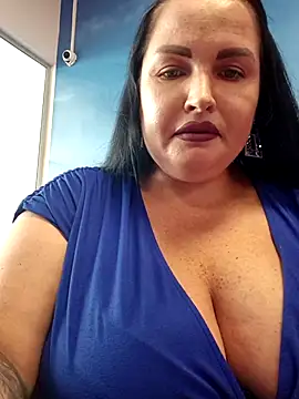 GeorgiaLerox online show from July 10, 2026, 1:47 pm