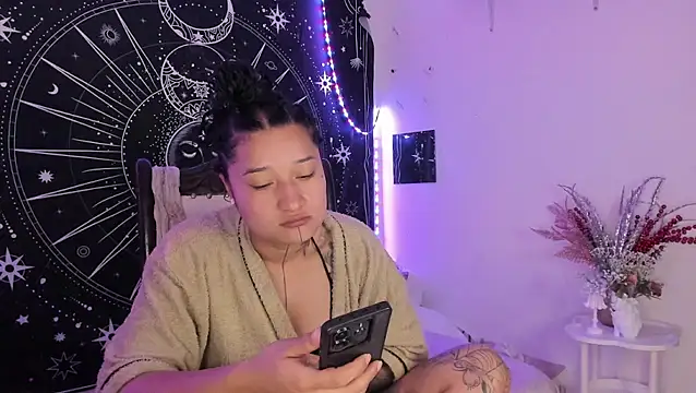 Snapshot of Eva_Lee_ chatting on February 21, 2026, 8:37 am Eva Lee online show from February 21, 2026, 8:37 am