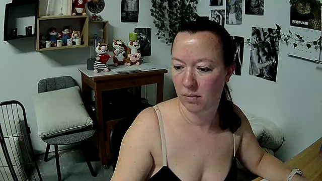 AnyaKreyxh online show from February 20, 2026, 11:43 am