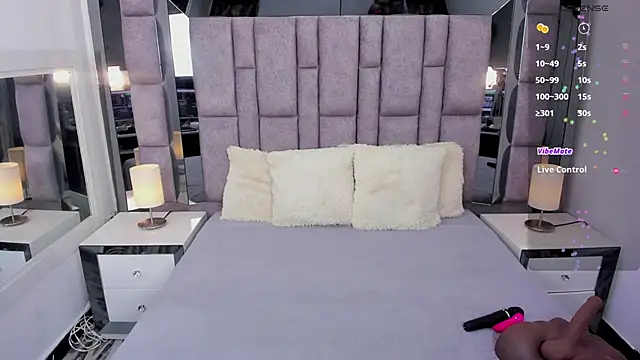 EMMAHILL1 online show from February 7, 2026, 11:36 am