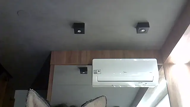 Skinny-Kitten online show from October 8, 2025, 4:54 am