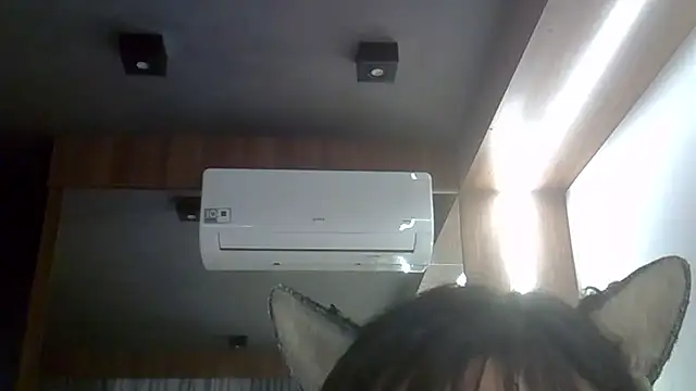 Skinny-Kitten online show from February 23, 2026, 3:26 am