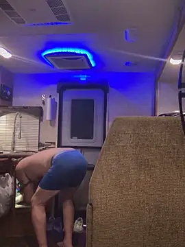 prekumstud online show from March 3, 2025, 10:17 am