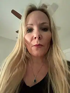 Snapshot of Sexual_Lovable_Doll chatting on June 12, 2026, 5:01 pm Sexual Lovable Doll online show from June 12, 2026, 5:01 pm