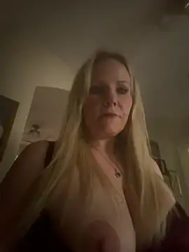 Snapshot of Sexual_Lovable_Doll chatting on July 24, 2026, 9:35 pm Sexual Lovable Doll online show from July 24, 2026, 9:35 pm