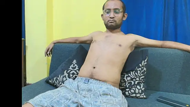 Snapshot of Cute_boy2000 chatting on May 22, 2026, 6:57 pm Cute boy2000 online show from May 22, 2026, 6:57 pm