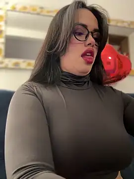 andra rose online show from February 11, 2025, 11:22 pm