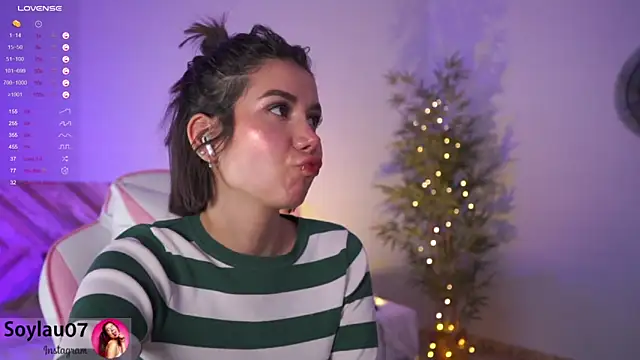 Snapshot of imjess01 chatting on December 22, 2024, 11:52 pm imjess01 online show from December 22, 2024, 11:52 pm