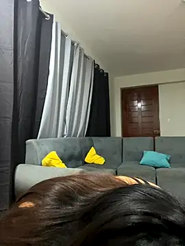 LuceroRm online show from October 23, 2025, 4:12 am