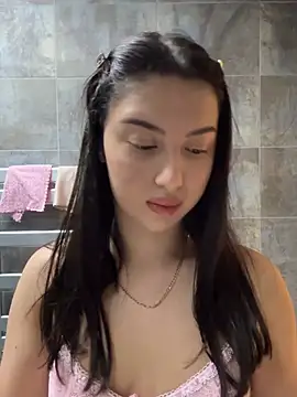 Snapshot of Tasty_Nora chatting on February 14, 2026, 4:09 am Tasty Nora online show from February 14, 2026, 4:09 am