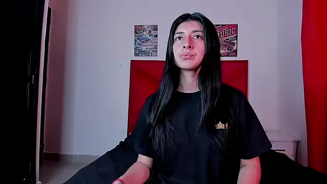 EmmaWilliamss online show from January 15, 2025, 3:07 pm