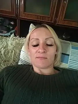 Snapshot of ulika1989 chatting on May 15, 2026, 12:56 pm ulika1989 online show from May 15, 2026, 12:56 pm