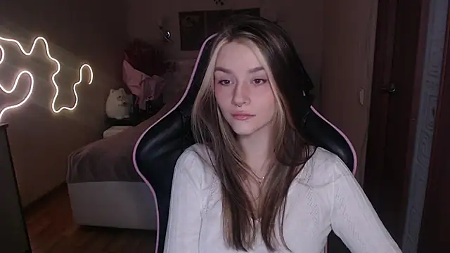 jeann elsaa online show from February 2, 2025, 6:04 am