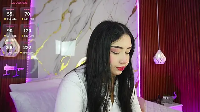 haylie  online show from March 13, 2025, 1:32 am