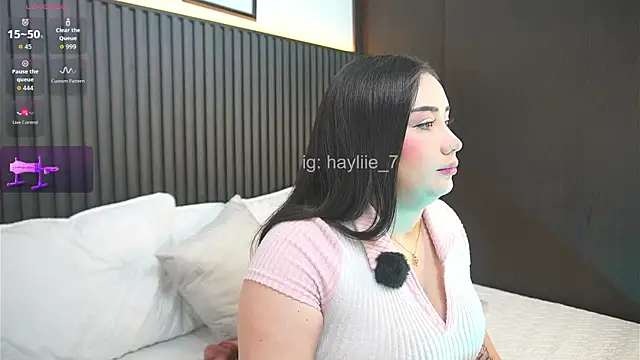 Snapshot of haylie_ chatting on June 14, 2026, 6:26 am haylie online show from June 14, 2026, 6:26 am