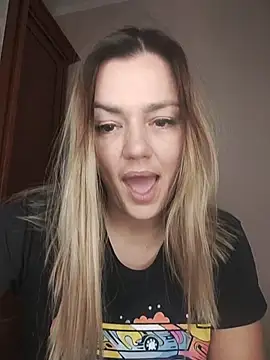 KrissSexi online show from November 30, 2025, 8:51 am