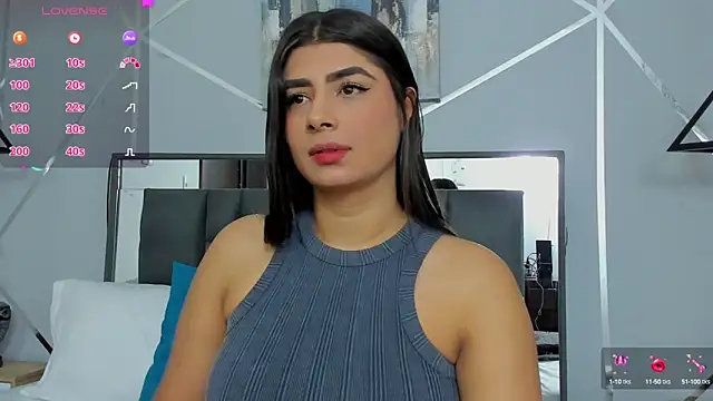Snapshot of ZiaCalifa chatting on January 13, 2025, 12:35 pm ZiaCalifa online show from January 13, 2025, 12:35 pm