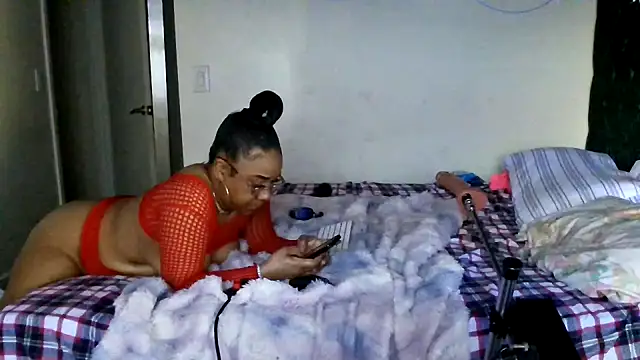 YasmineMinaj online show from March 9, 2025, 8:42 pm