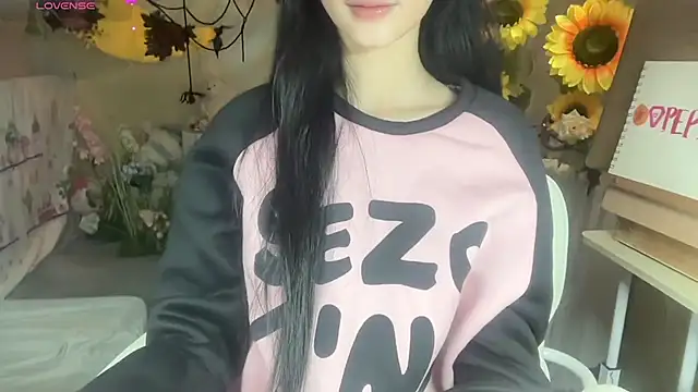 Your-Sunshine online show from November 5, 2025, 4:51 pm