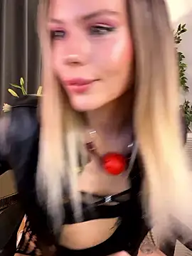 KittyKatyDream online show from January 12, 2026, 6:13 pm