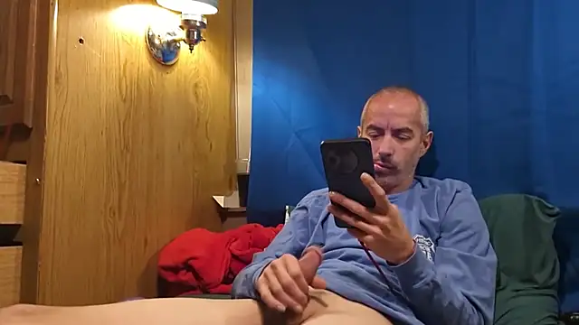 JunkieLiLMethWhore online show from February 19, 2026, 1:18 pm