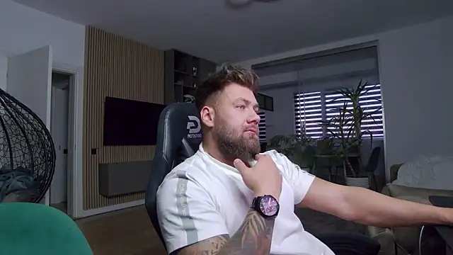 UbbeViking online show from March 4, 2025, 4:20 pm