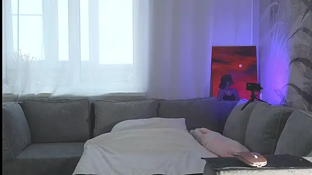 lily  foster online show from February 13, 2025, 1:15 pm