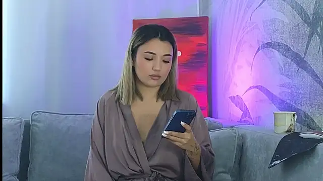 lily  foster online show from February 26, 2025, 1:41 pm