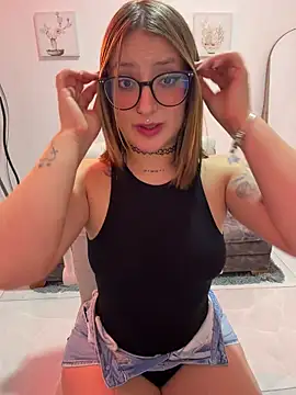 Megan lu2 online show from February 20, 2026, 6:26 am