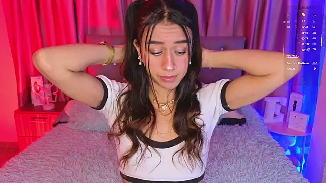 Emiily Scott1 online show from April 16, 2026, 11:51 pm