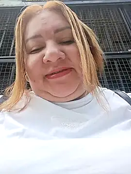 Snapshot of HORNY_MATURE25 chatting on May 5, 2026, 7:11 pm HORNY MATURE25 online show from May 5, 2026, 7:11 pm
