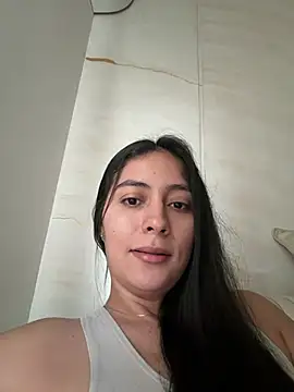Snapshot of Sophie__Foxxx chatting on April 18, 2026, 10:54 pm Sophie Foxxx online show from April 18, 2026, 10:54 pm