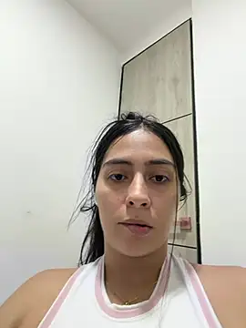 Snapshot of Sophie__Foxxx chatting on June 17, 2026, 1:52 am Sophie Foxxx online show from June 17, 2026, 1:52 am