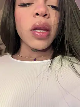 Charly  online show from January 4, 2025, 10:55 pm