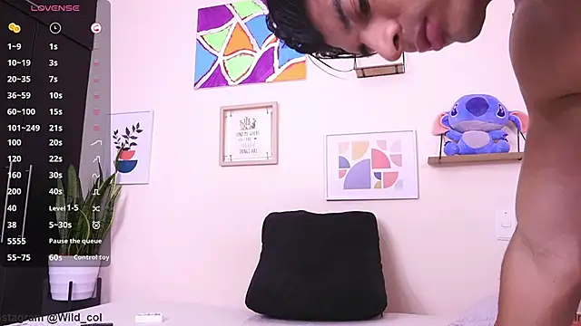 wild col  online show from January 31, 2025, 11:35 pm