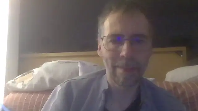 ptitcanard60600 online show from November 8, 2025, 10:30 pm