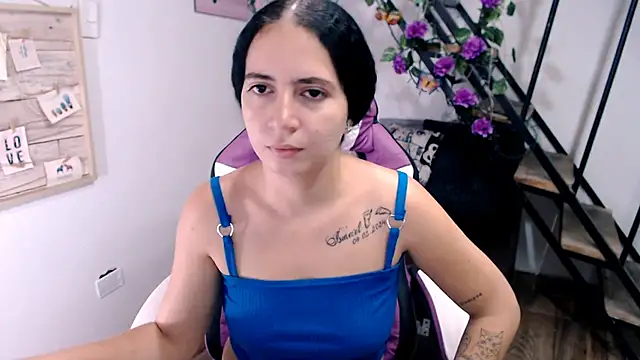 samantha baby  online show from March 13, 2026, 4:57 pm