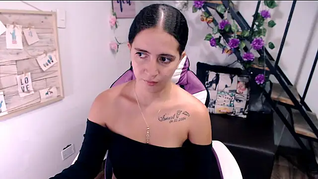 Snapshot of samantha_baby_ chatting on June 6, 2026, 6:45 pm samantha baby online show from June 6, 2026, 6:45 pm