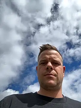 Snapshot of Danii0790 chatting on September 14, 2025, 12:37 pm Danii0790 online show from September 14, 2025, 12:37 pm