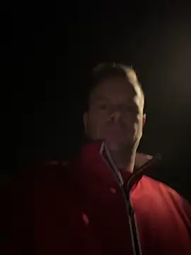 Snapshot of Danii0790 chatting on September 18, 2025, 3:41 am Danii0790 online show from September 18, 2025, 3:41 am