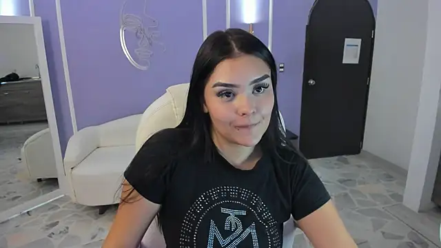 Snapshot of martinasaez chatting on January 22, 2025, 12:59 am martinasaez online show from January 22, 2025, 12:59 am