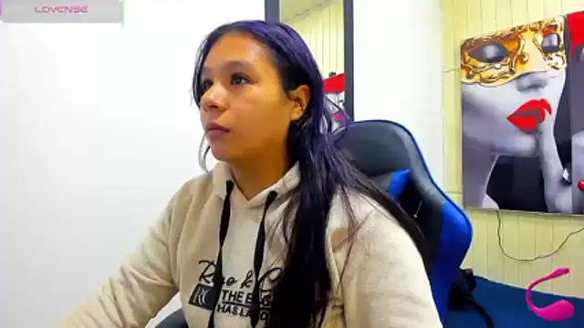 Charis 21 online show from February 4, 2026, 7:20 pm