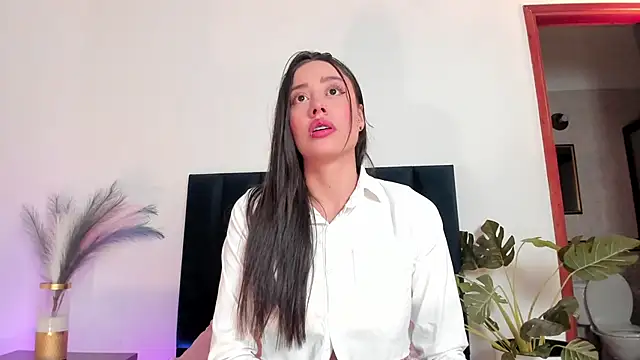 NoraDasilva online show from March 22, 2025, 12:28 am