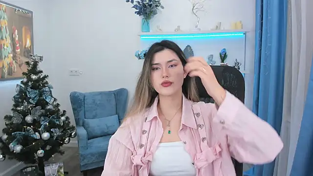 AnneTLi online show from December 5, 2025, 3:26 am