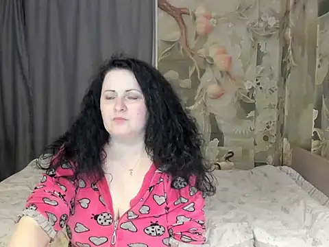 Snapshot of Lillian2 chatting on March 29, 2026, 6:41 pm Lillian2 online show from March 29, 2026, 6:41 pm