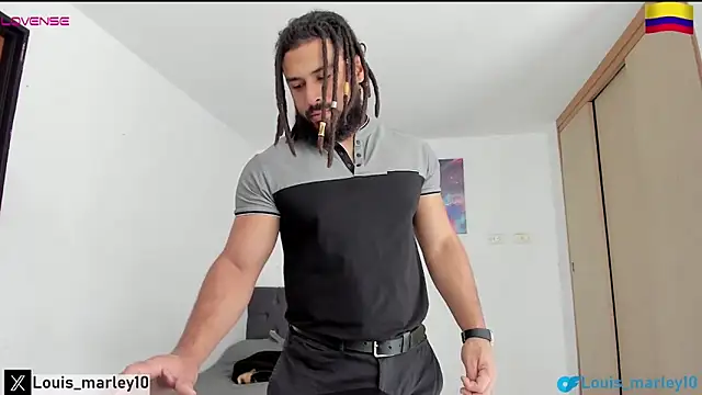 Louis marley   online show from November 4, 2025, 5:12 pm