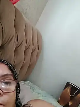 Delicy1 online show from February 14, 2025, 12:14 pm