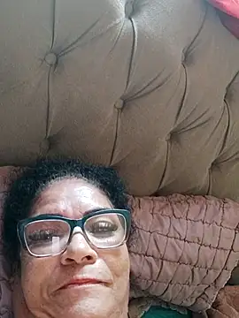 Delicy1 online show from December 21, 2025, 12:23 pm