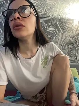 Queen of pain online show from March 18, 2026, 7:22 am