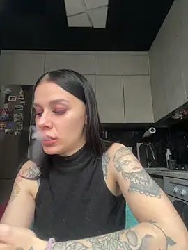 Queen of pain online show from March 27, 2026, 7:14 am